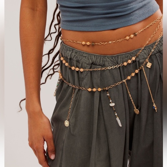 Free People X Ariana Ost - Lotus Belly Chain (or Necklace) in Hazey - NWT - Picture 3 of 8